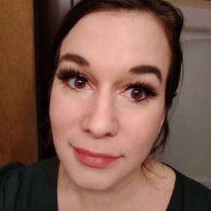 Meet your Posher, Leigha